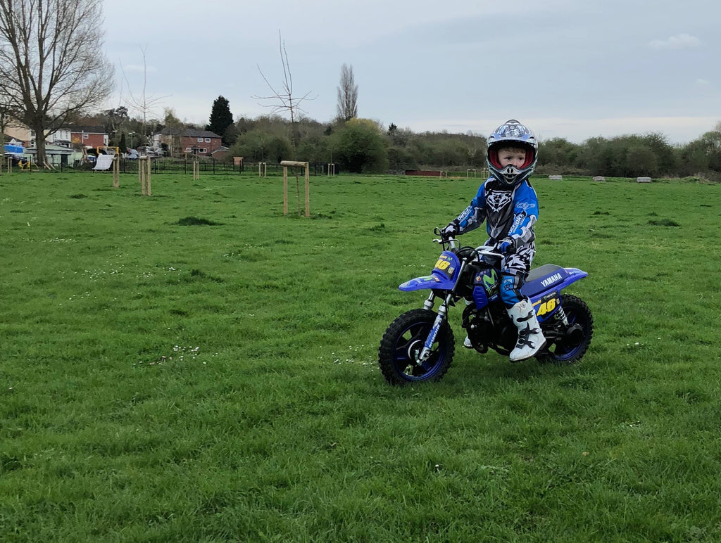 Kiddimoto Sponsor Next Moto Superstar Logan